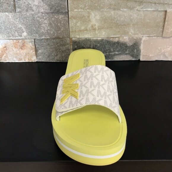 MICHAEL Michael Kors Logo Platform Slide Sandal - Picture 5 of 7